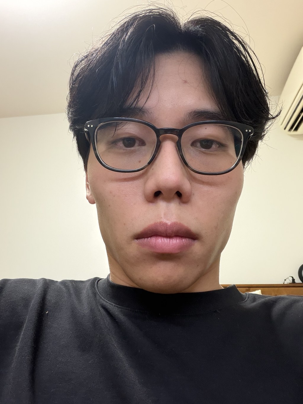 変換前の自撮り写真